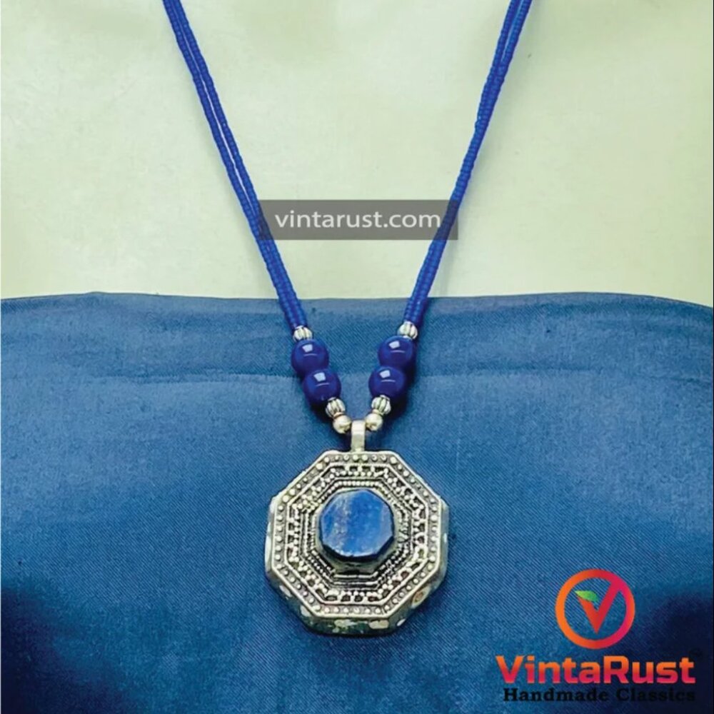 Lapis Lazuli Pendant Necklace: Artisan Beaded Jewelry